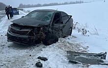 В Рязанской области произошла лобовая авария с двумя легковушками