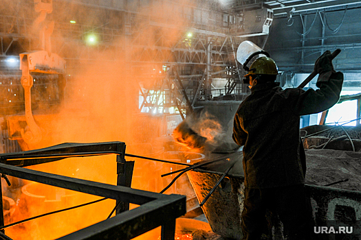 Старейший металлургический завод на Урале срочно ищет сотрудников
