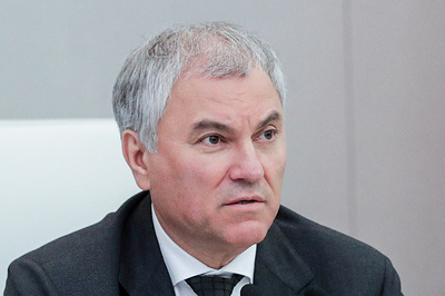 Володин поздравил российских выпускников