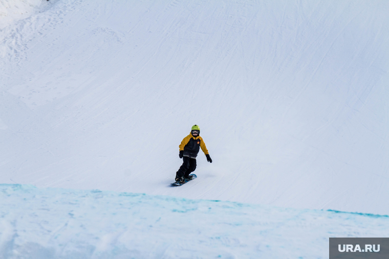Челябинские сноубордисты в холод остались без помощи на горнолыжном курорте