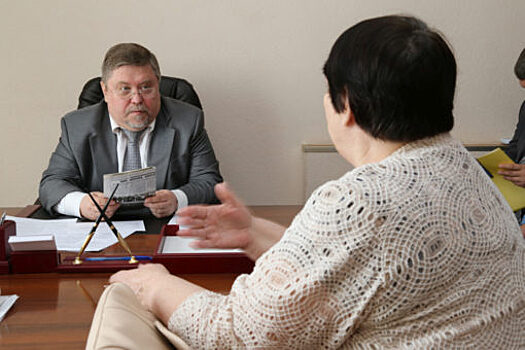 ИЖС и электричество: Бударин выслушал жалобы орловцев