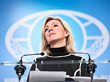 Захарова заявила, что Шойгу говорил с Лекорню "достойно и по делу"