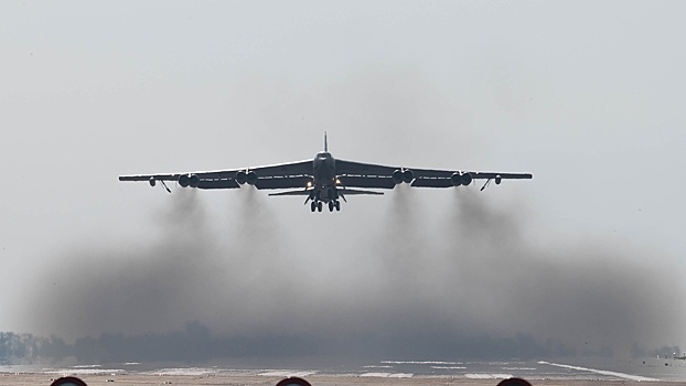 Группа бомбардировщиков США B-52H прибыла в Испанию для совместных учений