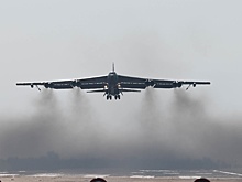 Группа бомбардировщиков США B-52H прибыла в Испанию для совместных учений