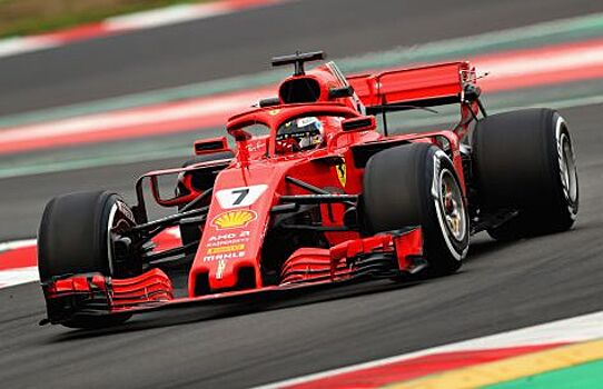 Гонщик Себастьян Феттель планирует завоевать для "Ferrari" чемпионский титул