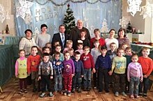 Хасанов пообещал помочь в строительстве ясель и детсадов для стимулирования рождаемости в Адыгее