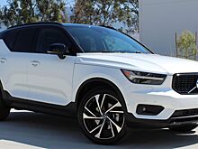 Компактный кроссовер Volvo XC40