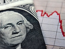 Доллар опустился ниже 95 рублей впервые с 13 сентября