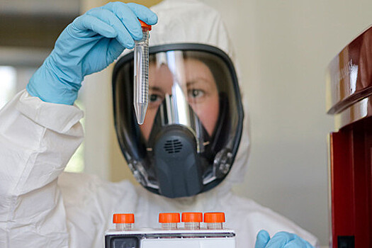 Директор ВОЗ назвал появление нового штамма коронавируса опасным и призвал прививаться