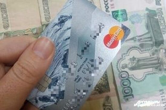Бюджетников Калининграда переводят на национальную платежную систему «Мир»