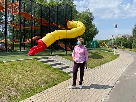 Депутат Мосгордумы посетила парк в пойме реки Битца