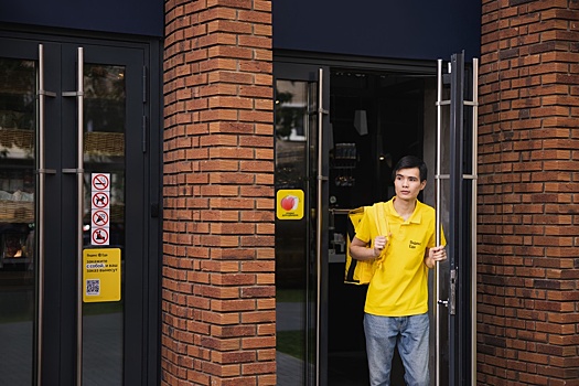 Рестораторы попробуют себя в качестве курьеров-партнеров Яндекс Еды