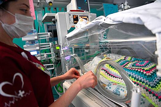 Российские врачи спасли новорожденного с отсутствием кожи