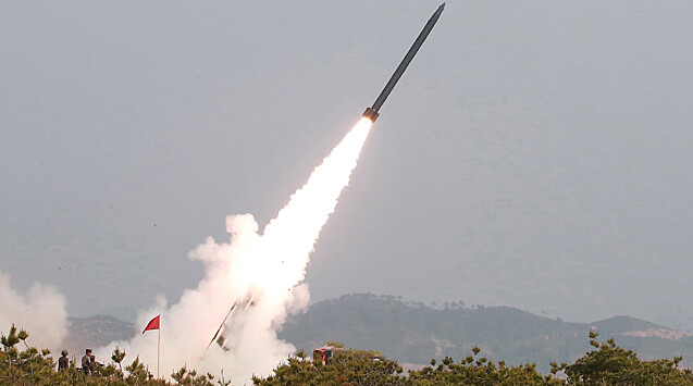 Yonhap: КНДР вновь запустила баллистическую ракету
