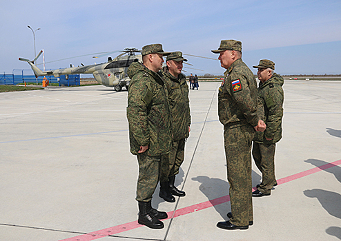 Командующий войсками ЮВО прибыл Крым для оценки уровня подготовки подразделений, задействованных в контрольной проверке