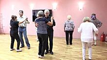 «Отдыхать надо красиво»: пенсионеры Дубны освоили вальс и квикстеп