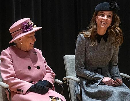 Стало известно, какую музыку слушает королева Елизавета II