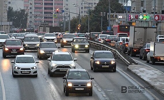 В Казани на Сибирском тракте из-за ДТП образовалась сильная пробка