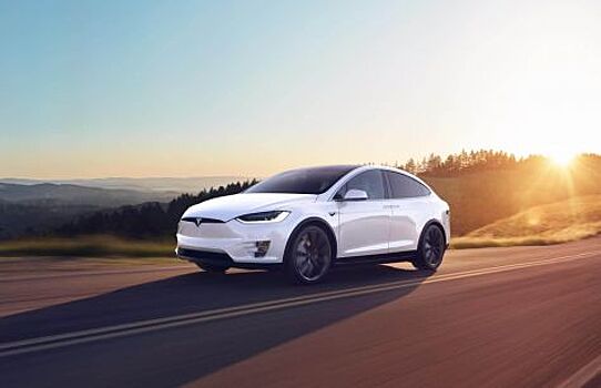 «Shorty Air Force» обнаружила сотни новых электрокаров Tesla припаркованных по всей стране