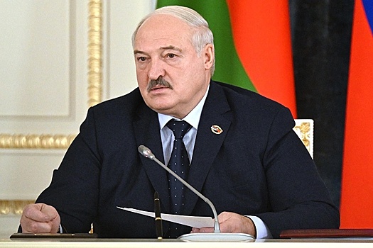 Лукашенко поручил обеспечить поддержку парламенту в переходный период