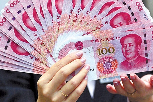 Треть валютных кредитов юрлицам в портфелях российских банков номинирована в юанях