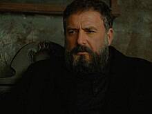 Лицо Виторгана изменили с помощью нейросети в сериале «Бар «Один звонок»