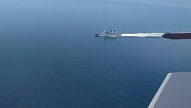 «Можем бомбить». МИД РФ прокомментировал инцидент с эсминцем у берегов Крыма