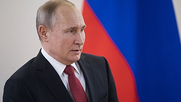 Путин отменил экспортные пошлины на топливо для судов на шельфе