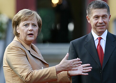 Бывший канцлер Германии Ангела Меркель стала миллионершей после издания мемуаров