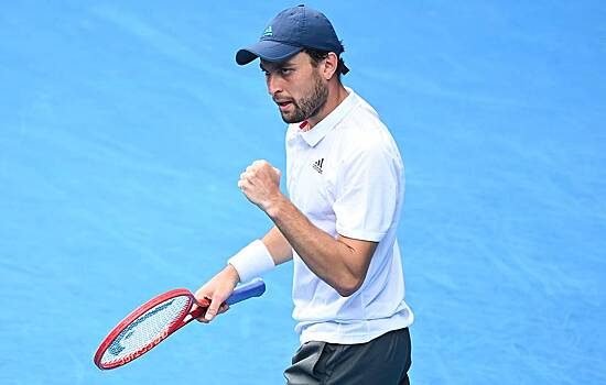 Аслан Карацев поднялся в рейтинге ATP