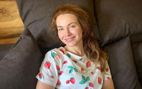 Звезда «Бригады» Гусева выложила честное фото без макияжа в день своего 45-летия