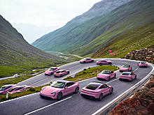 Как мог бы выглядеть мир, в котором все ездят на розовых Porsche Taycan