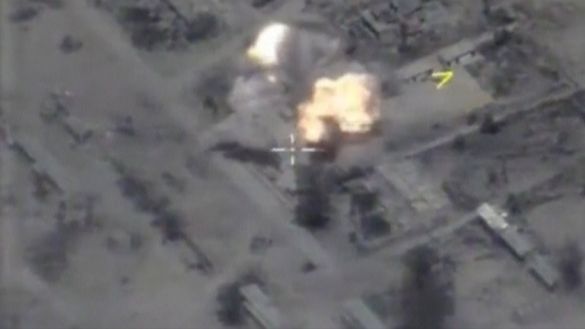 Опубликовано видео работы российской артиллерии и катастрофических разрушений в Артёмовске