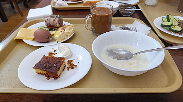 Диетолог: баланс белков, жиров и углеводов влияет на настроение