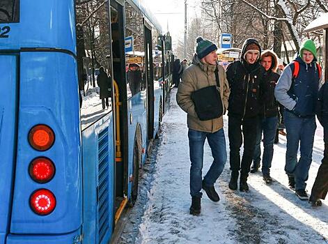 Три автобусных маршрута изменится с 18 января на время ремонта на Бутырском путепроводе