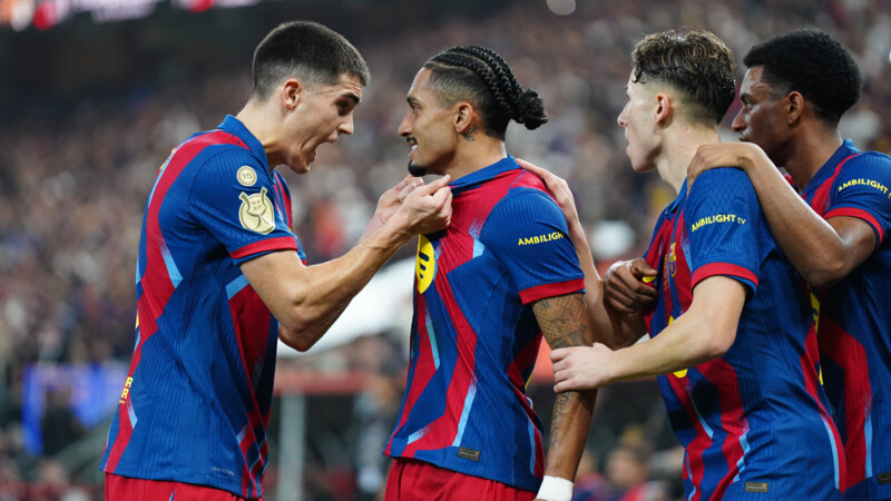 «Барселона»&nbsp; победила «Расинг» в 1/8 финала Кубка Испании