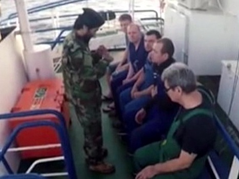 Коней плена в Ливии: в Россию вернулись капитан и старший помощник сухогруза "Мерле"