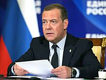 Медведев напомнил «коллеге» о заигрывании с НАТО