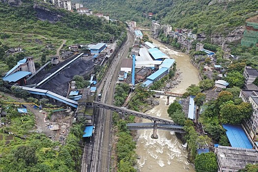 При аварии на шахте в Китае погибли 16 человек