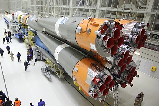 Ракету «Союз-2.1б» со спутниками OneWeb вывезли на стартовый комплекс