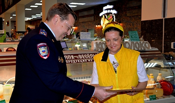 В Воронеже продавец Центрального рынка помогла задержать серийного преступника