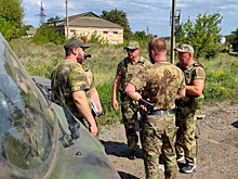 Глава Дзержинска вручил ордена Мужества троим бойцам в зоне СВО