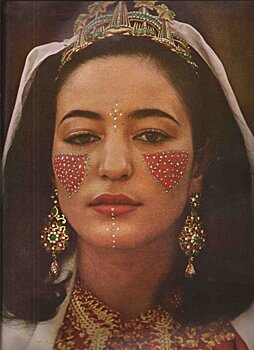 Восточная красавица принцесса Лалла Нужа из Марокко и ее необычный свадебный макияж