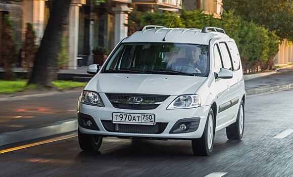 ТОП-25 бестселлеров марта: Largus нарасхват, а X-Trail и RAV4 в «минусе»
