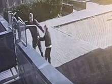 Россиянин ударил школьника о стену головой из-за игры в мяч