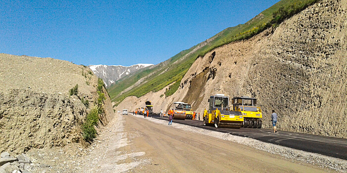 Стройка века: новая дорога соединит юг и север Кыргызстана