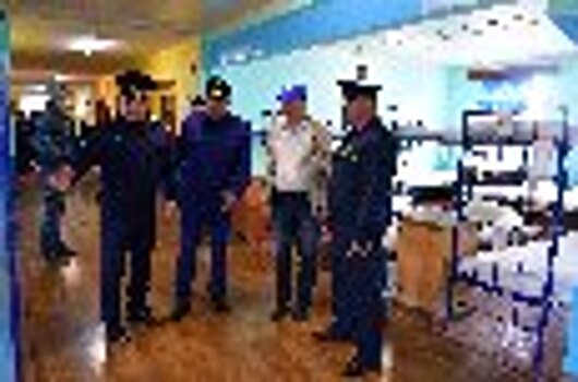Представители региональной прокуратуры, ОНК и Уполномоченный по правам человека в Псковской области проверили условия отбывания наказания в ИК-6