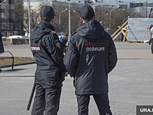 Екатеринбуржец сорвал с шеи женщины цепочку за 100 тысяч рублей и убежал