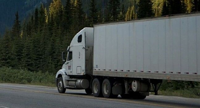 «Яндекс.Навигатор» научился строить маршруты для грузовиков