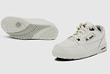 Редкие кроссовки Apple из 90-х выставлены на продажу за 4,5 млн рублей